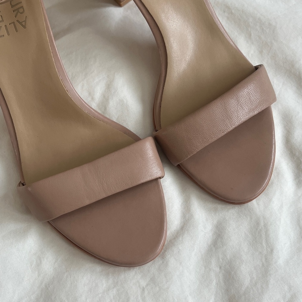 Naturalizer Women's Vera Creme Brulee Leather Sandal - Picture 8 of 9